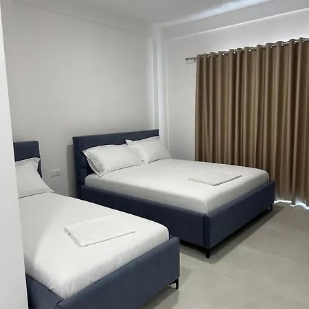 Aiden Hotel *