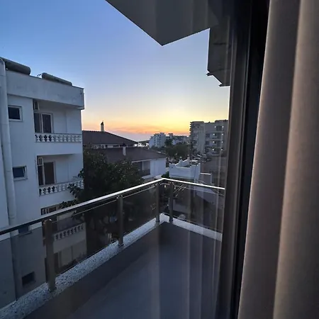 Aiden * Sarande